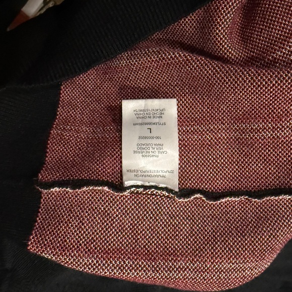 Gianni Bini Women’s Black, white and red virtically Striped Sweater. Size Large. - Picture 7 of 7